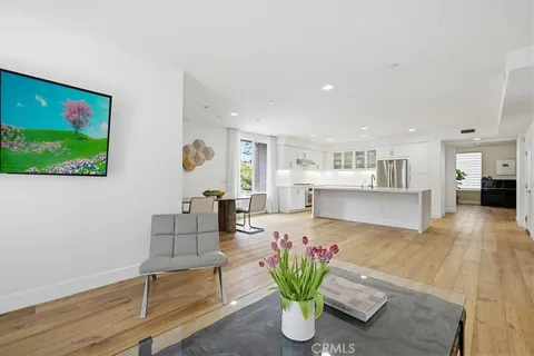 $1,225,000 | 587 Rockefeller, Irvine, CA 92612