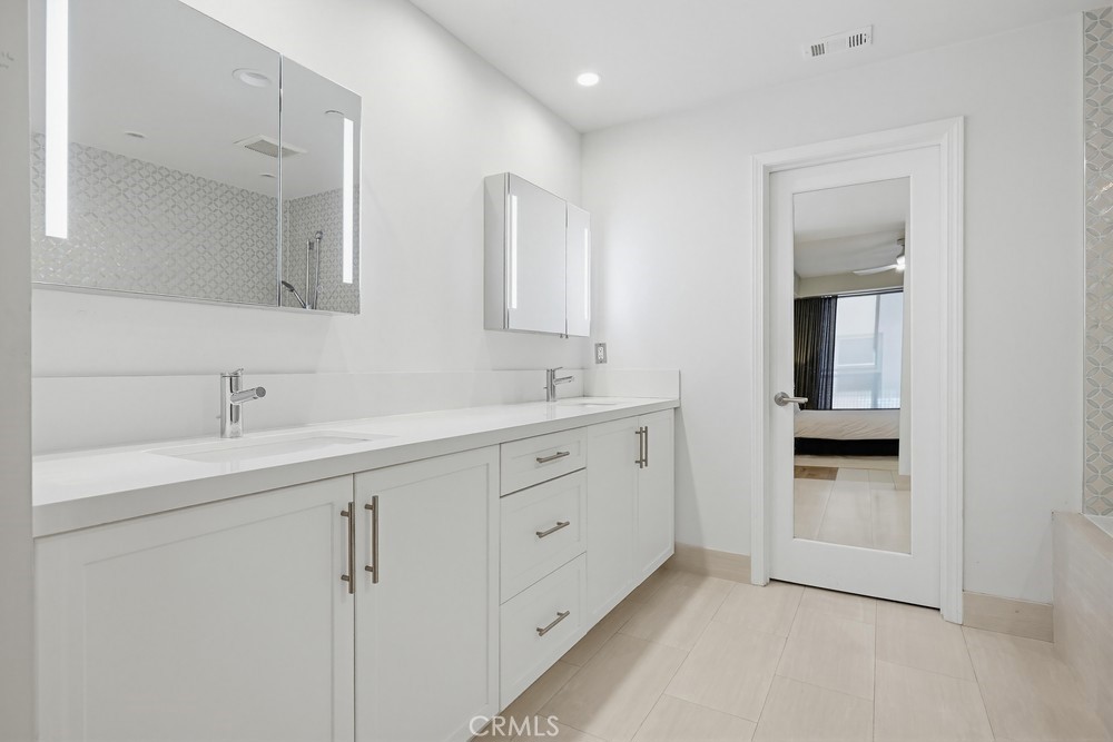 587 Rockefeller Irvine, CA 92612 - Photo 29 of 61