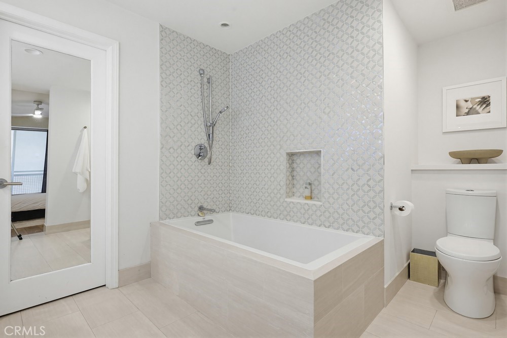 587 Rockefeller Irvine, CA 92612 - Photo 32 of 61