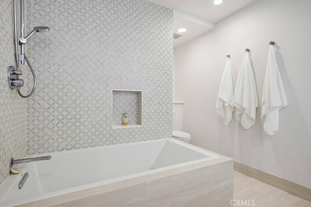 587 Rockefeller Irvine, CA 92612 - Photo 33 of 61