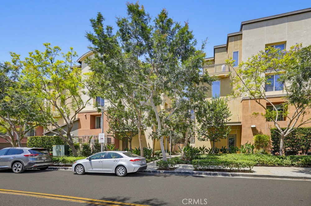 587 Rockefeller Irvine, CA 92612 - Photo 45 of 61