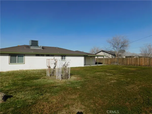 $1,800 | 9236 Bay, California City, CA 93505