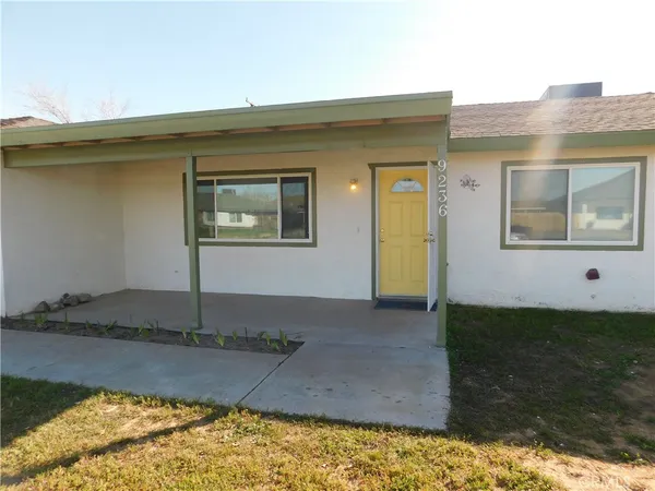 $1,800 | 9236 Bay, California City, CA 93505