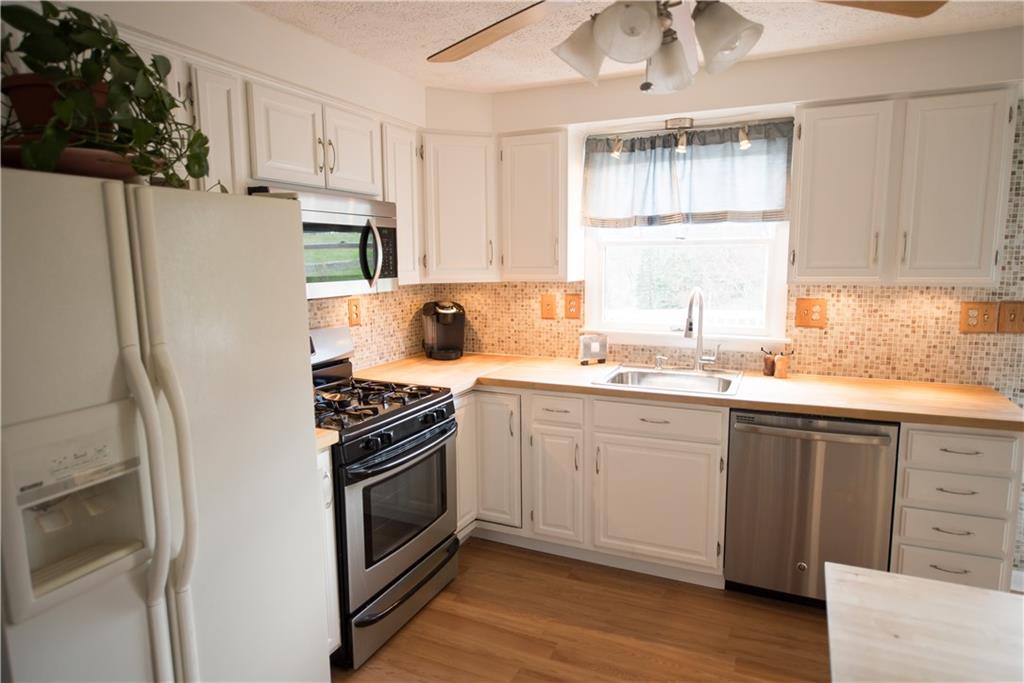 203 McChain Road Finleyville, PA 15332 - Photo 5 of 23 Gallery Image 5
