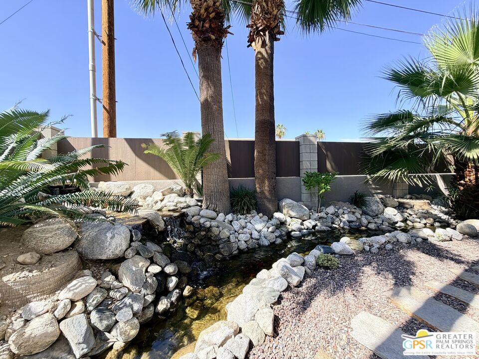 588 East San Lorenzo Road, Unit 104 Palm Springs, CA 92264 - Photo 30 of 73