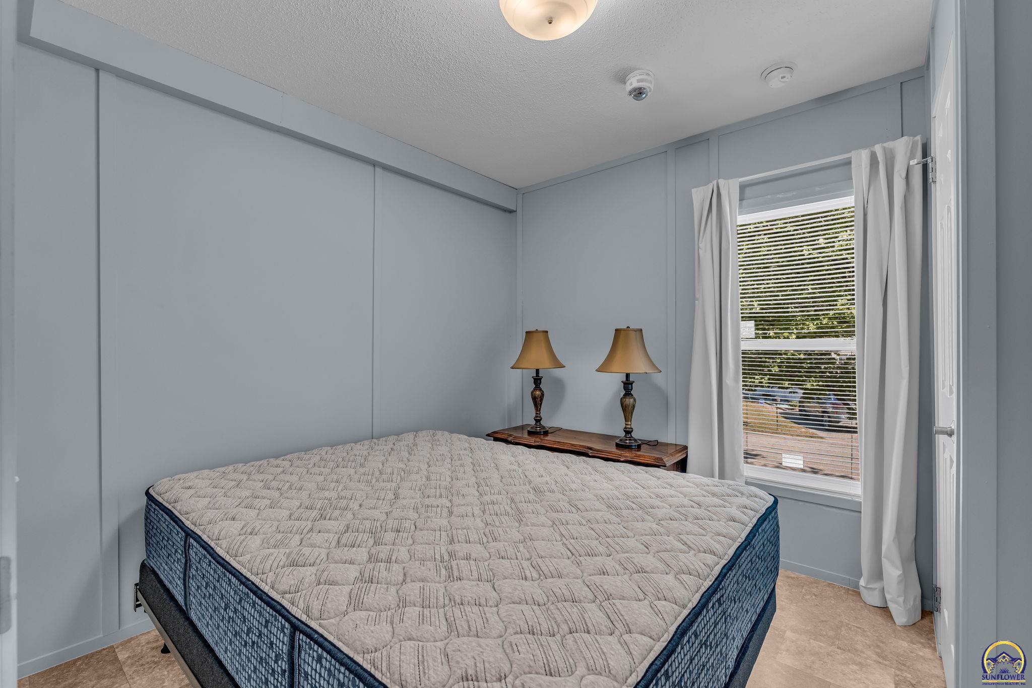 149 Southeast Willow Way Street Topeka, KS 66609 - Photo 20 of 25