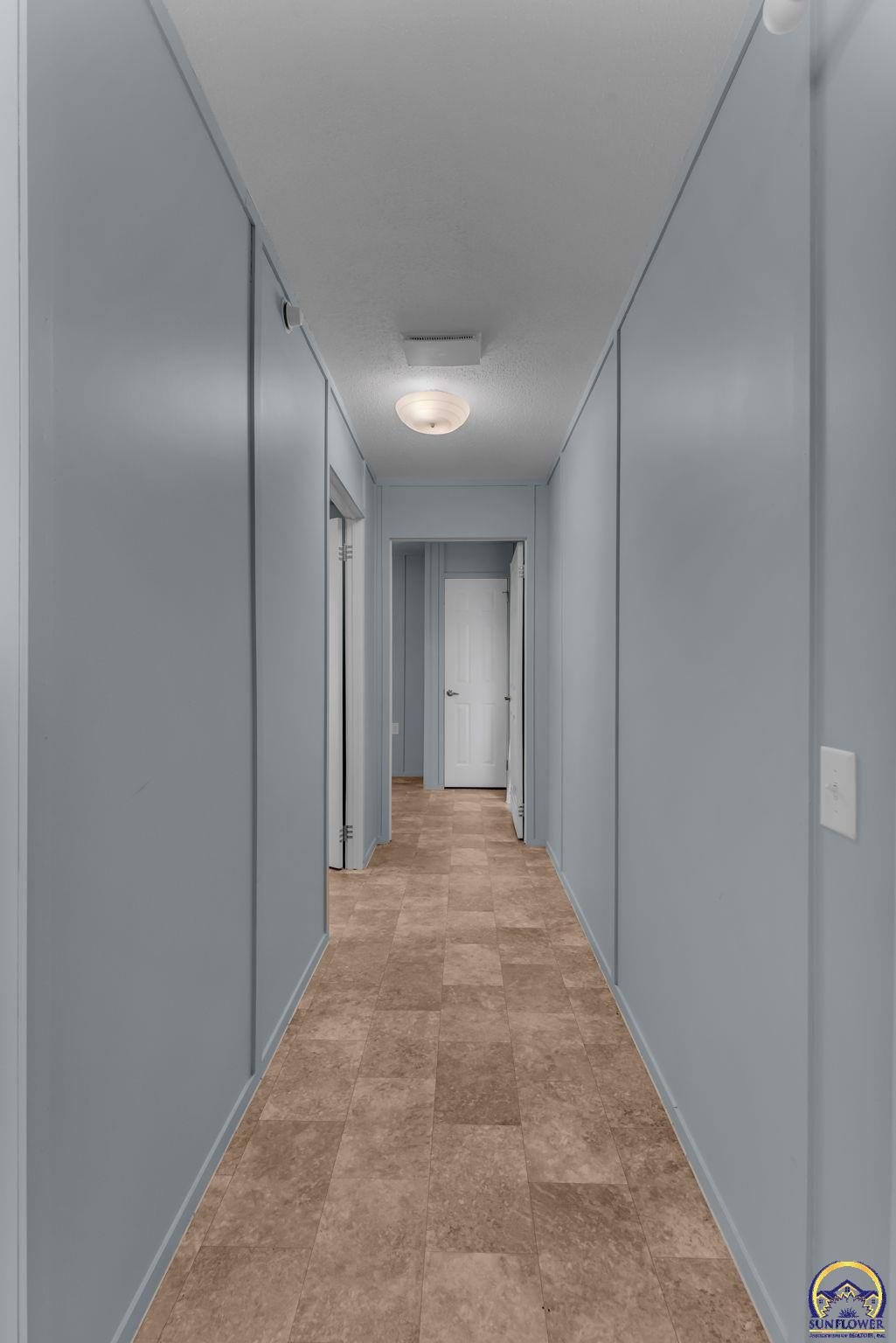 149 Southeast Willow Way Street Topeka, KS 66609 - Photo 21 of 25