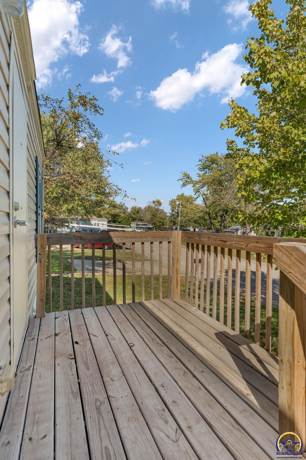 149 Southeast Willow Way Street Topeka, KS 66609 - Photo 7 of 25