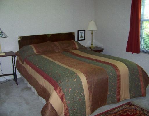 Master Bedroom. LARGE MASTER BEDROOM WITH NEWER CARPETING