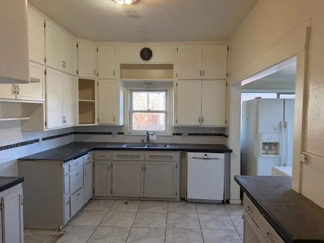 $199,900 | 2211 East Sinto Avenue, Spokane, WA 99202