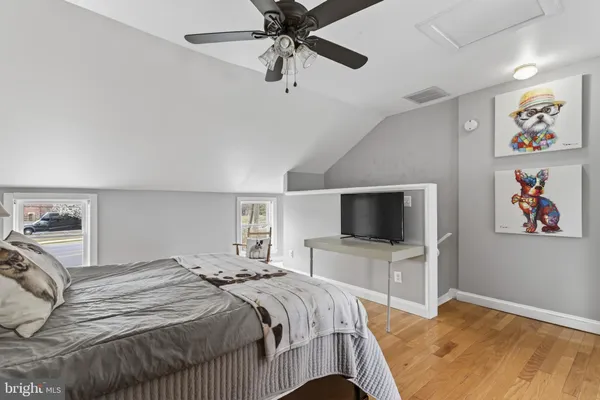 $950,000 | 720 Park Avenue, Herndon, VA 20170