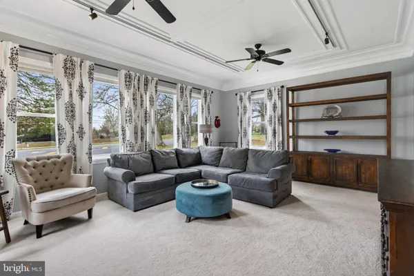 $950,000 | 720 Park Avenue, Herndon, VA 20170