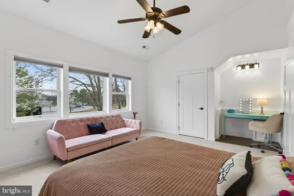 $950,000 | 720 Park Avenue, Herndon, VA 20170