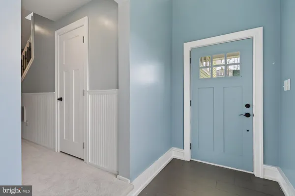 $950,000 | 720 Park Avenue, Herndon, VA 20170