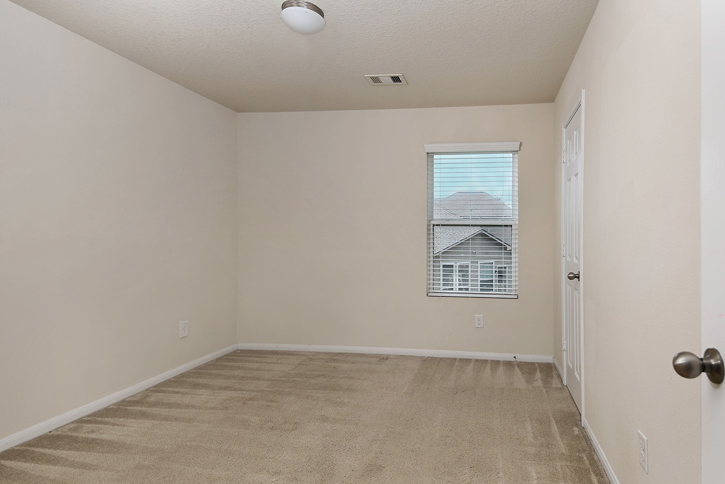 9960 Hyacinth Way Conroe, TX 77385 - Photo 11 of 20