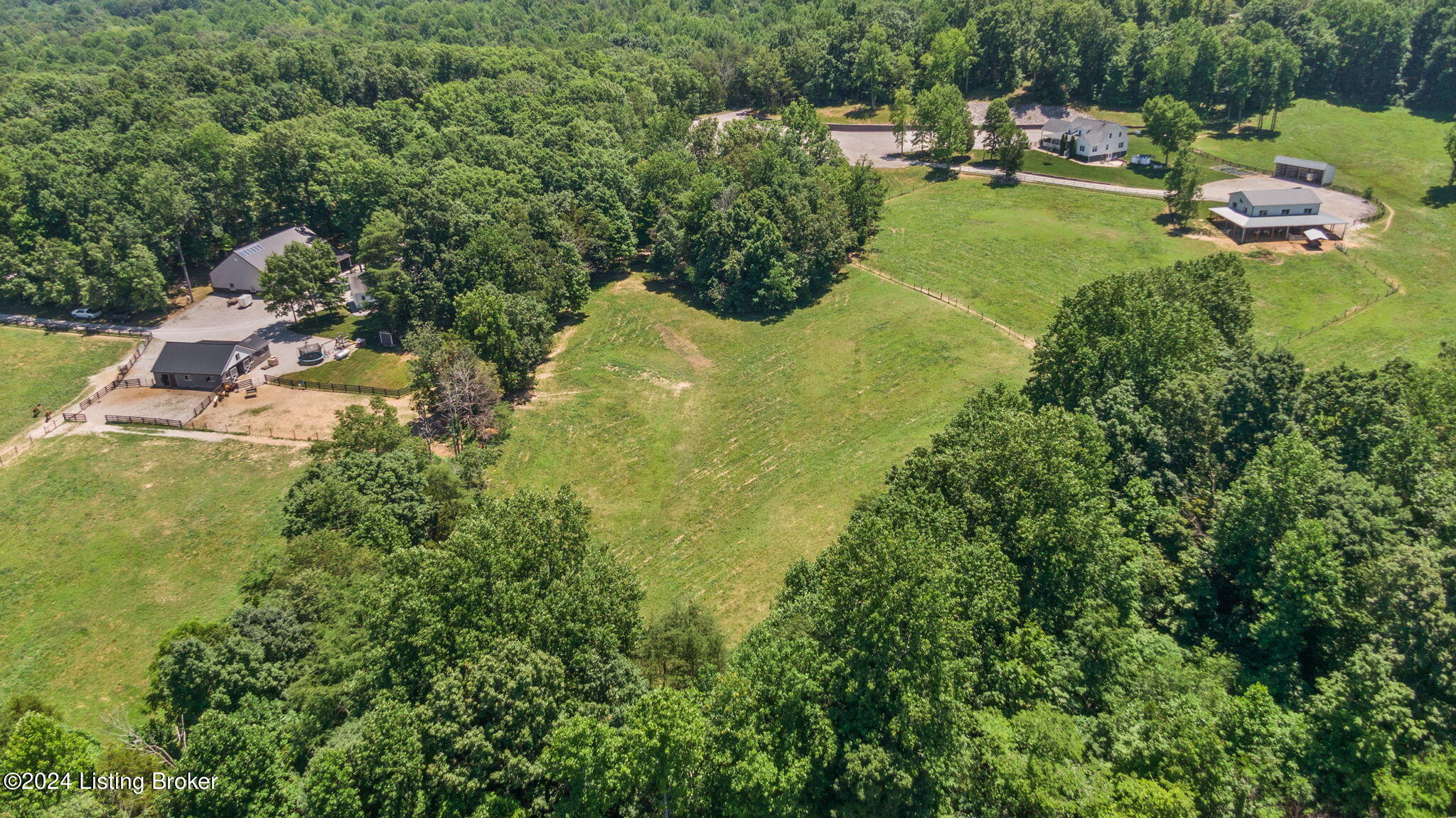 251 Roseburg Road Cub Run, KY 42729 - Photo 116 of 127 122-web-or-mls-DJI_0902