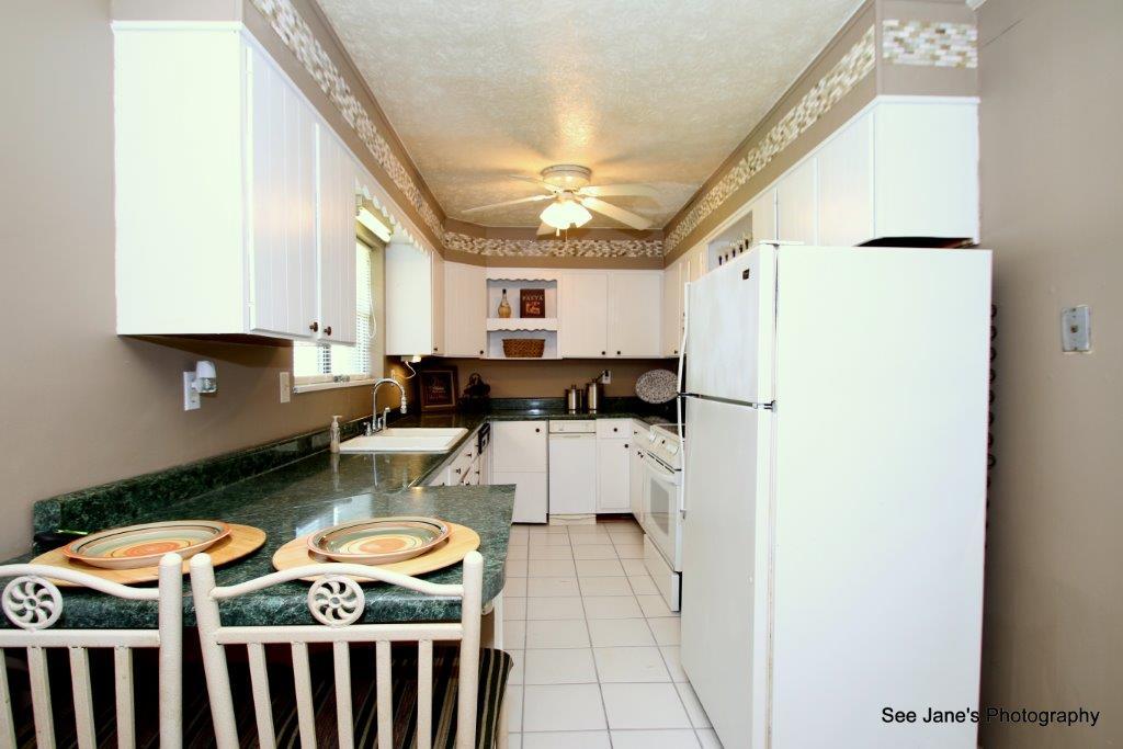 1315 Spring Hill Road Knoxville, TN 37914 - Photo 8 of 39 Kitchen