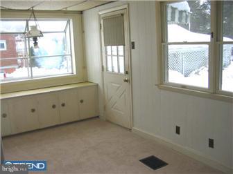 125 President Avenue Rutledge, PA 19070 - Photo 4 of 12 Family Room