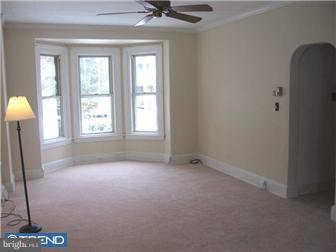 125 President Avenue Rutledge, PA 19070 - Photo 6 of 12 Living Room