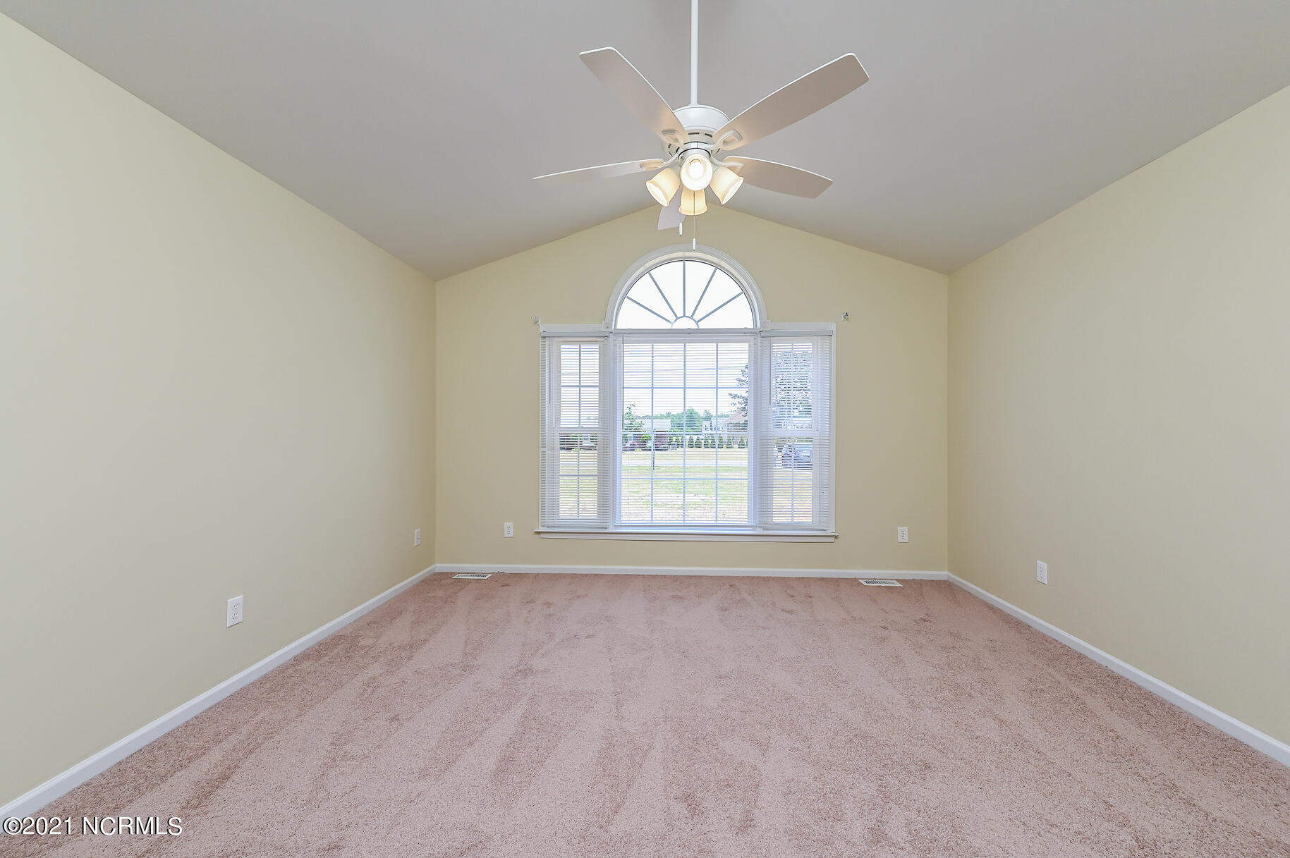 1380 Tucker Road Grimesland, NC 27837 - Photo 21 of 40 1380-Tucker-Road-00021
