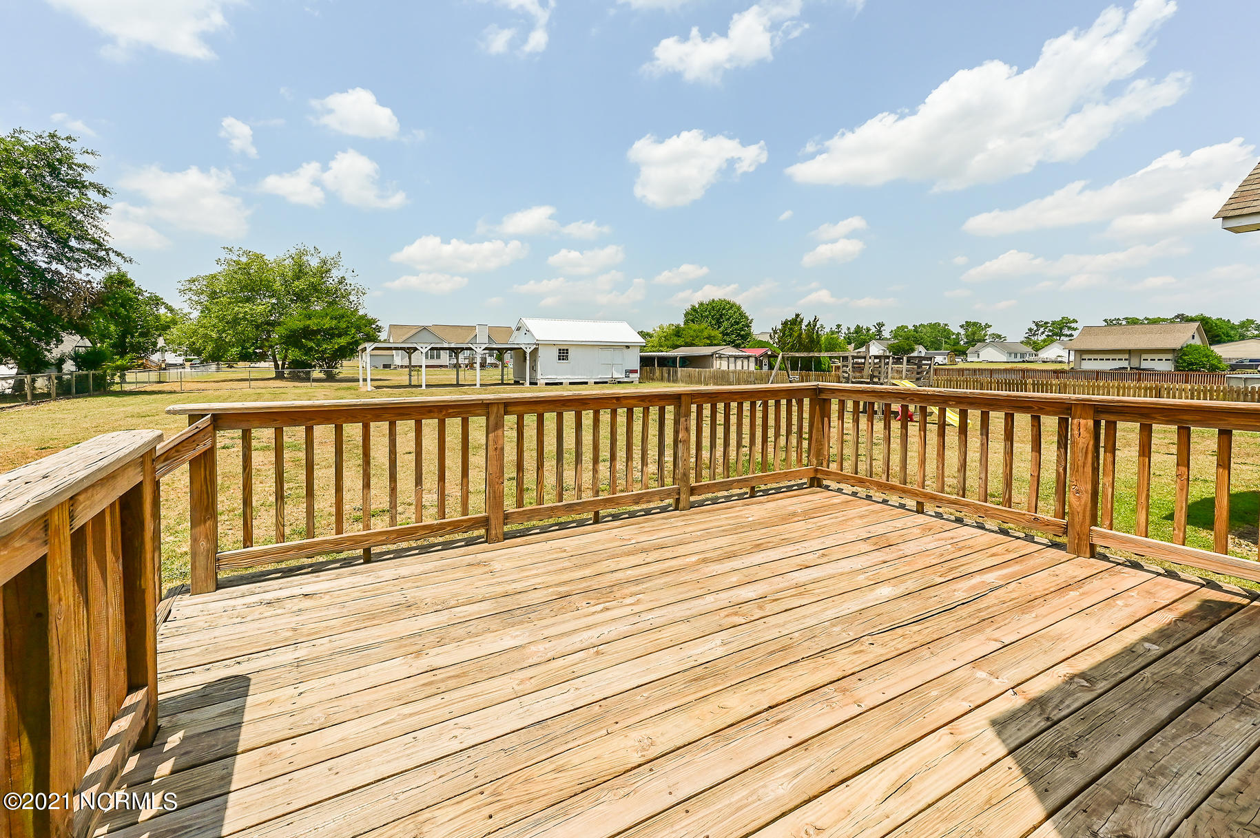 1380 Tucker Road Grimesland, NC 27837 - Photo 9 of 40 1380-Tucker-Road-00009