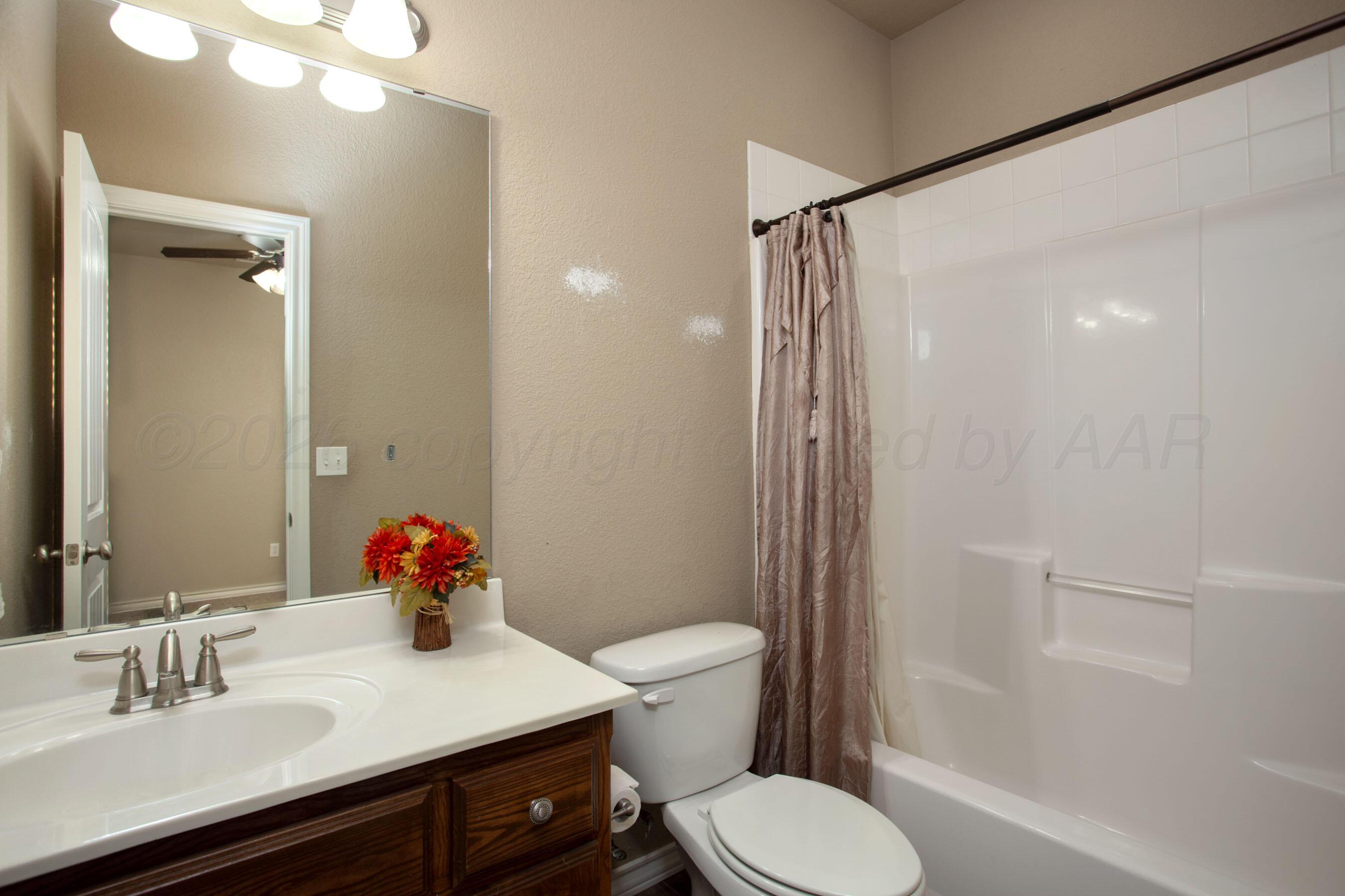 18400 Sundancer Lane Bushland, TX 79124 - Photo 33 of 60 Bathroom 3