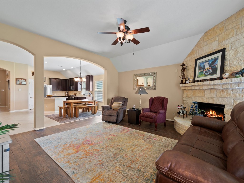 17254 Rookery Court Conroe, TX 77385 - Photo 11 of 36