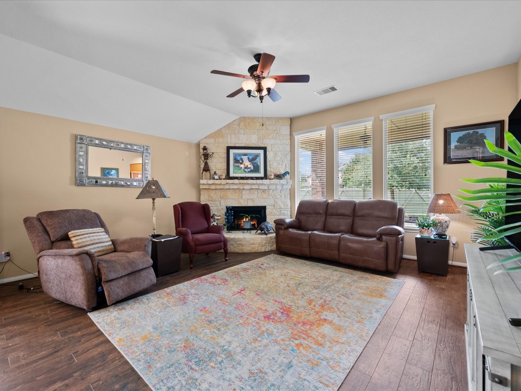 17254 Rookery Court Conroe, TX 77385 - Photo 10 of 36