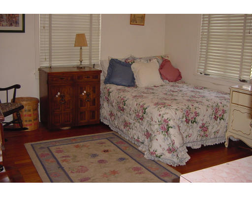 24 Pondview Drive Springfield, MA 01118 - Photo 12 of 22 Gallery Image 12