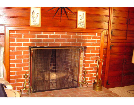 24 Pondview Drive Springfield, MA 01118 - Photo 17 of 22 Gallery Image 17