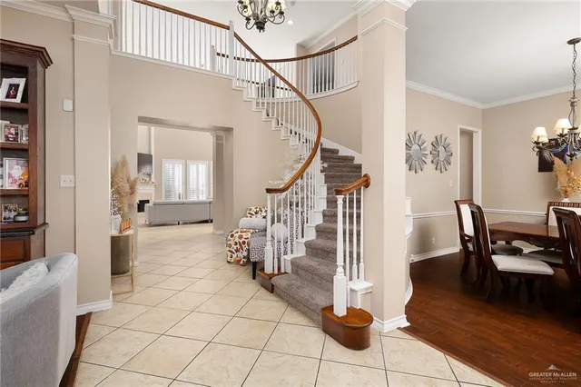 a view of entryway with livingroom and furniture