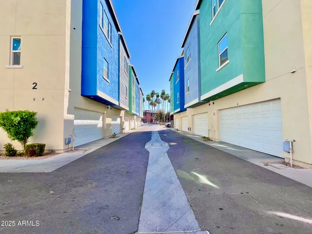 $2,495 | 3434 North Longview Avenue, Unit 13, Phoenix, AZ 85014