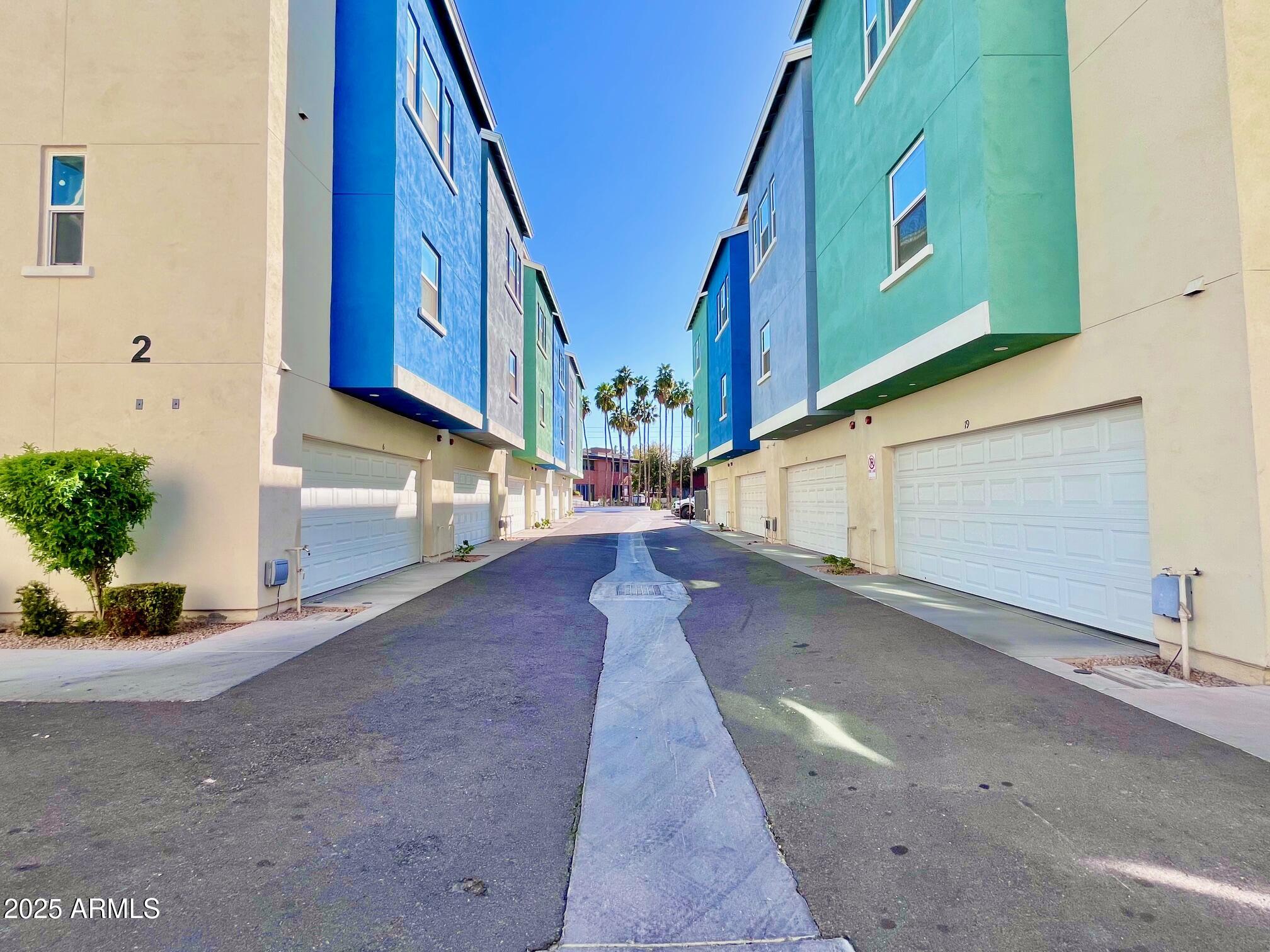 3434 North Longview Avenue, Unit 13 Phoenix, AZ 85014 - Photo 52 of 53 a view of an entryway