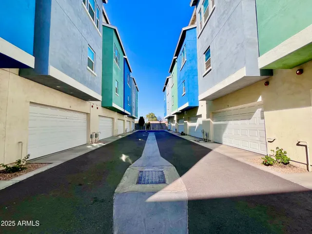 $2,495 | 3434 North Longview Avenue, Unit 13, Phoenix, AZ 85014