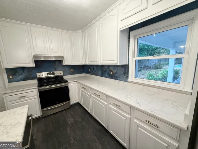 a view of a hardwood & door