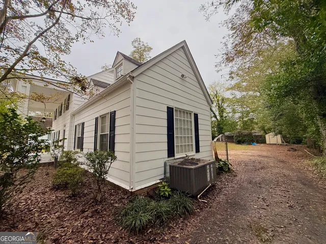 a front view of house with yard
