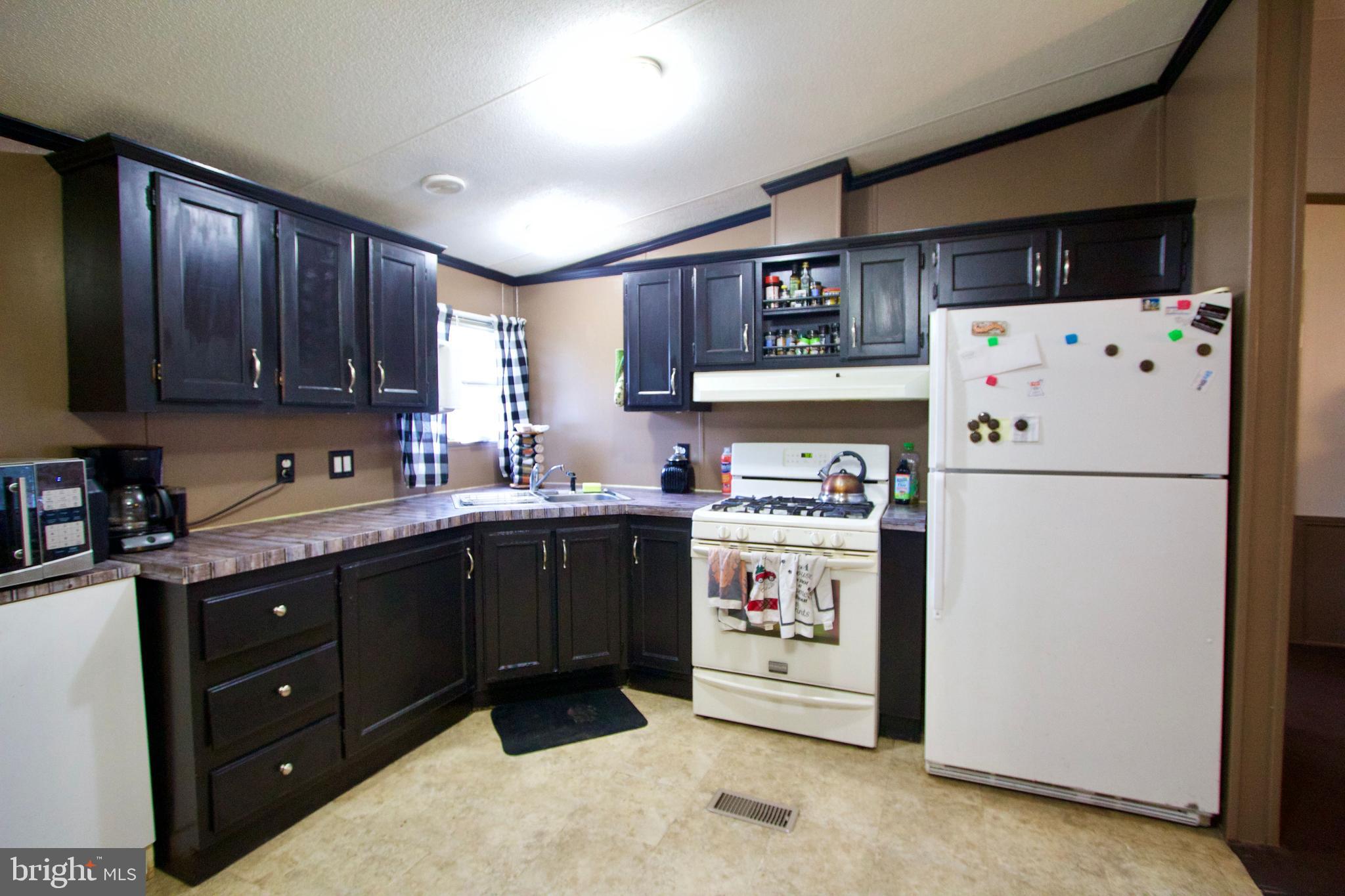 700 Salem Road, Unit 39 Etters, PA 17319 - Photo 5 of 12 Gallery Image 5