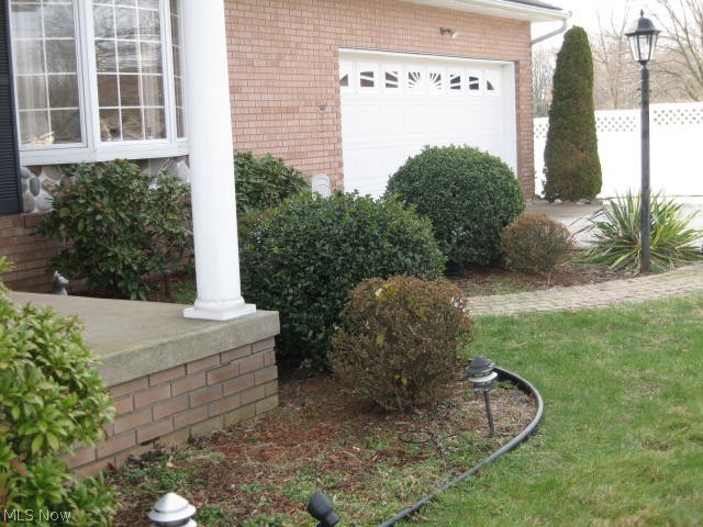 2510 Killian Road Uniontown, OH 44685 - Photo 19 of 27 ANOTHER PARTIAL CLOSE UP VIEW OF ENTRY & GARAGE AREA - - - - - - - - - - - -