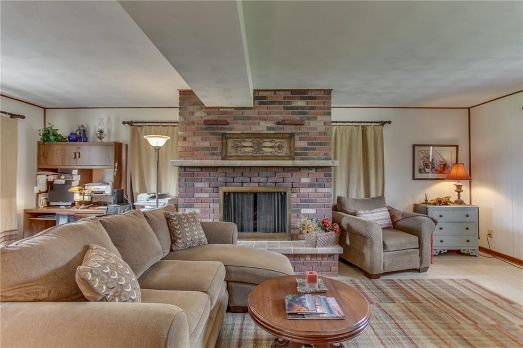 7918 Rahke Road Indianapolis, IN 46217 - Photo 4 of 20 Gallery Image 4