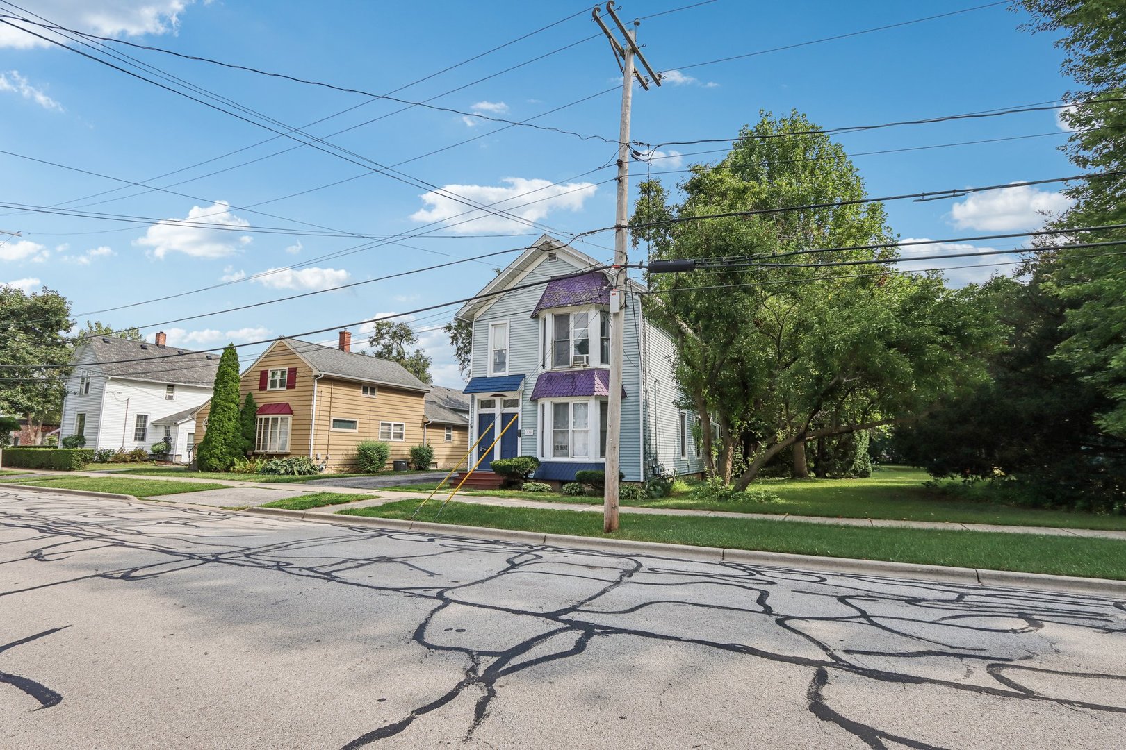 330 1st Street Batavia, IL 60510 - Photo 3 of 50