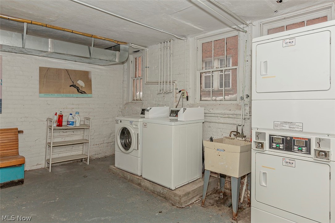 2473 Overlook Road, Unit 7 Cleveland, OH 44106 - Photo 20 of 27 Additional laundry in the basement.