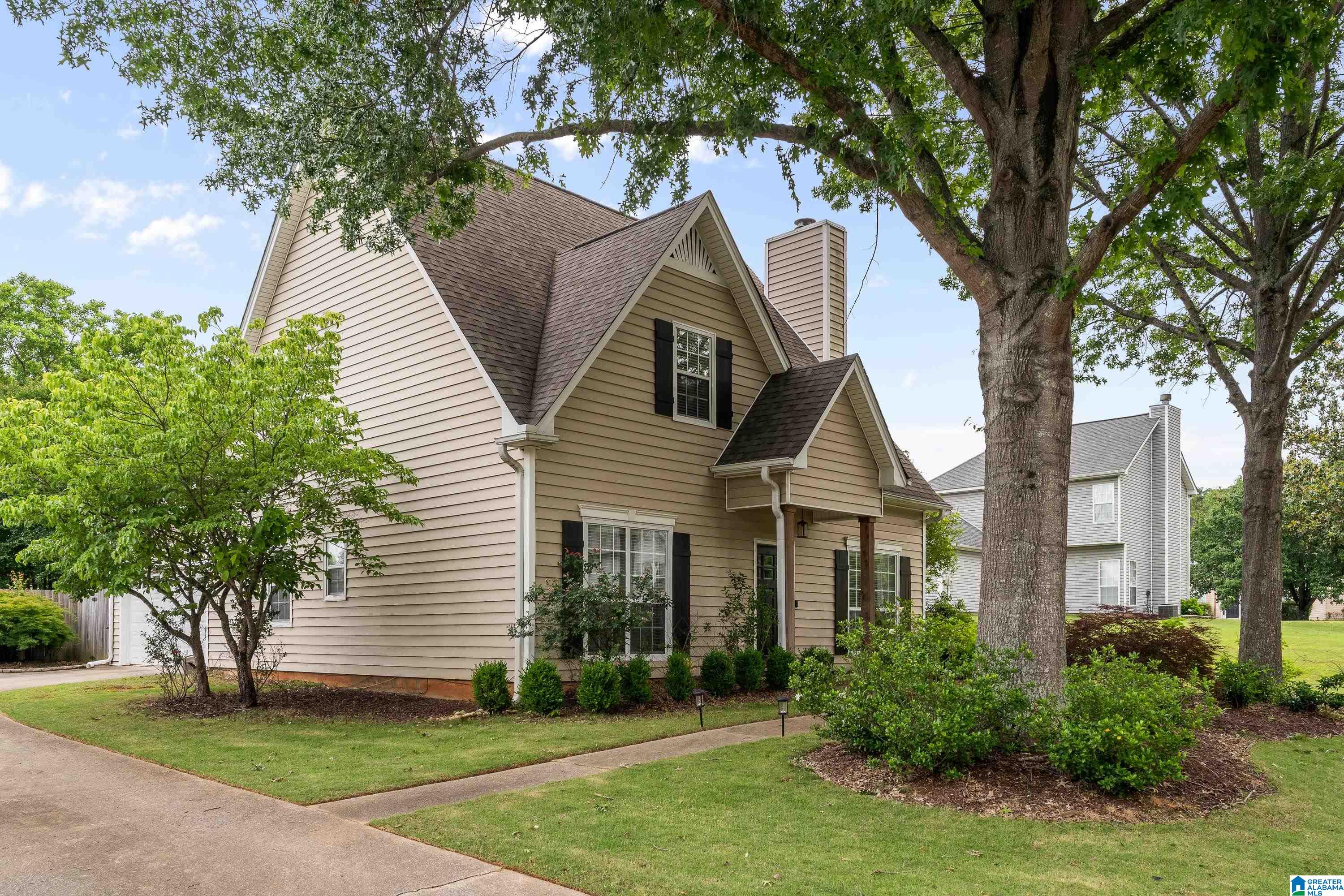 141 Stonehaven Drive Pelham, AL 35124 - Photo 3 of 36