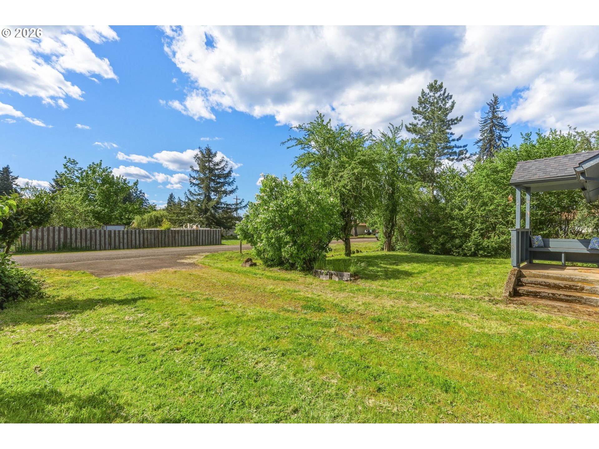 82661 Minnick Road Dexter, OR 97431 - Photo 2 of 31