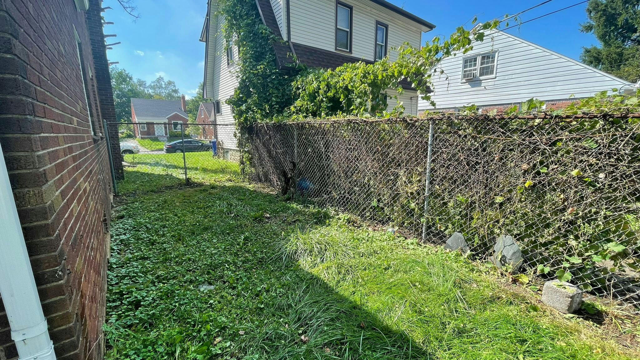 13500 Rutherford Street Detroit, MI 48227 - Photo 6 of 18 f8jZbjI6Klz9eO5ymPE5nAdHi-eSxZjJ1xUvDR1S