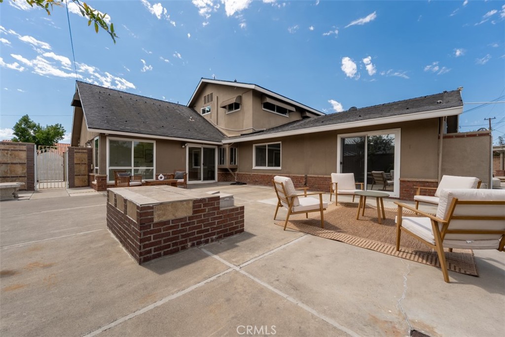 593 South Kensington Road Orange, CA 92869 - Photo 46 of 48