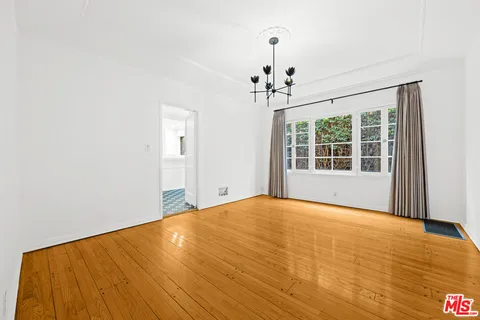 $2,495,000 | 361 North Mansfield Avenue, Los Angeles, CA 90036