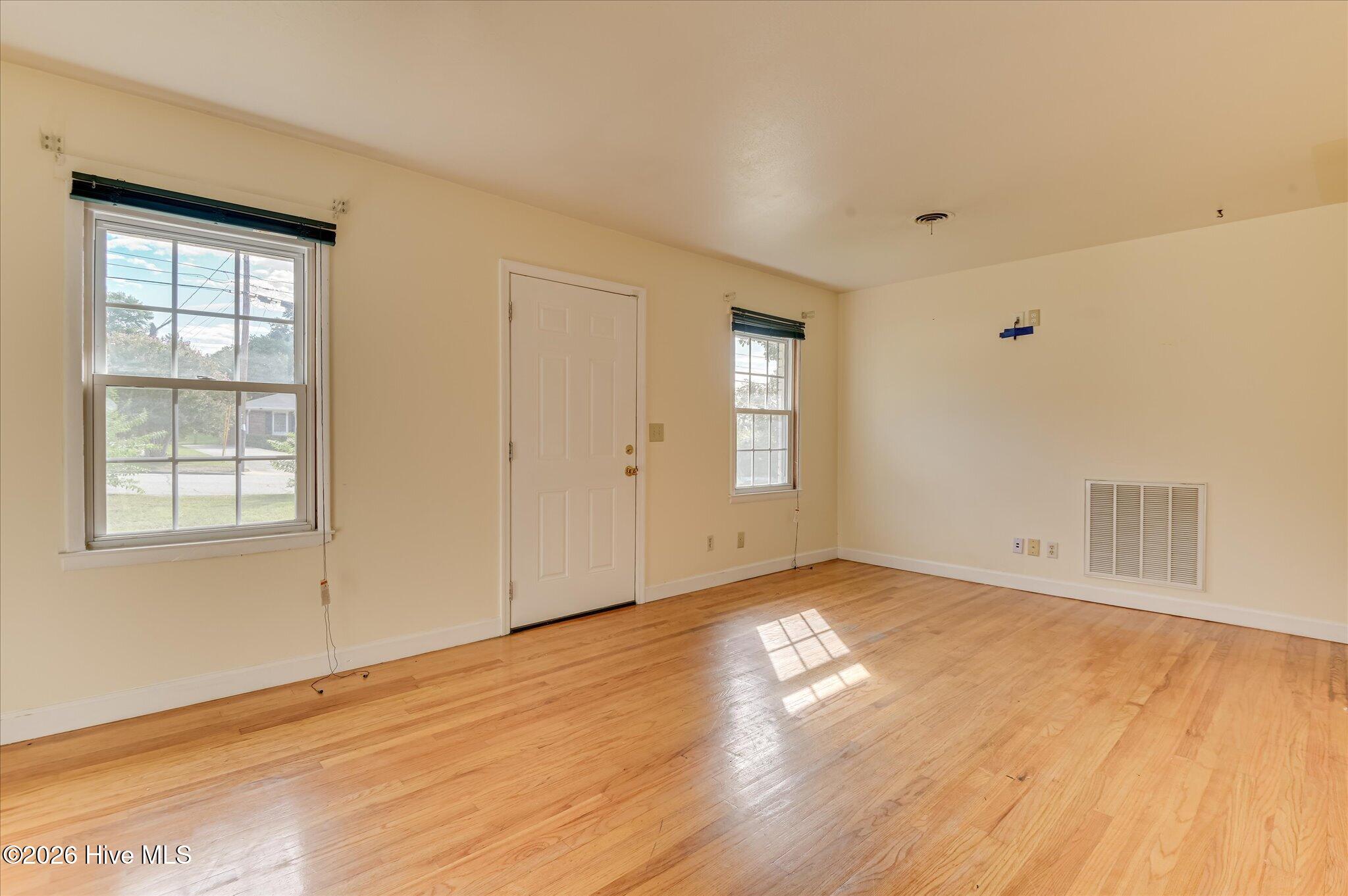 2083 Hillsinger Road Augusta, GA 30904 - Photo 6 of 33 Gallery Image 6