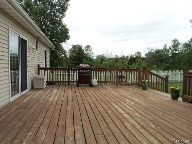 4815 Cuttle Road St. Clair, MI 48079 - Photo 17 of 26 4815 Cuttle 015.JPG