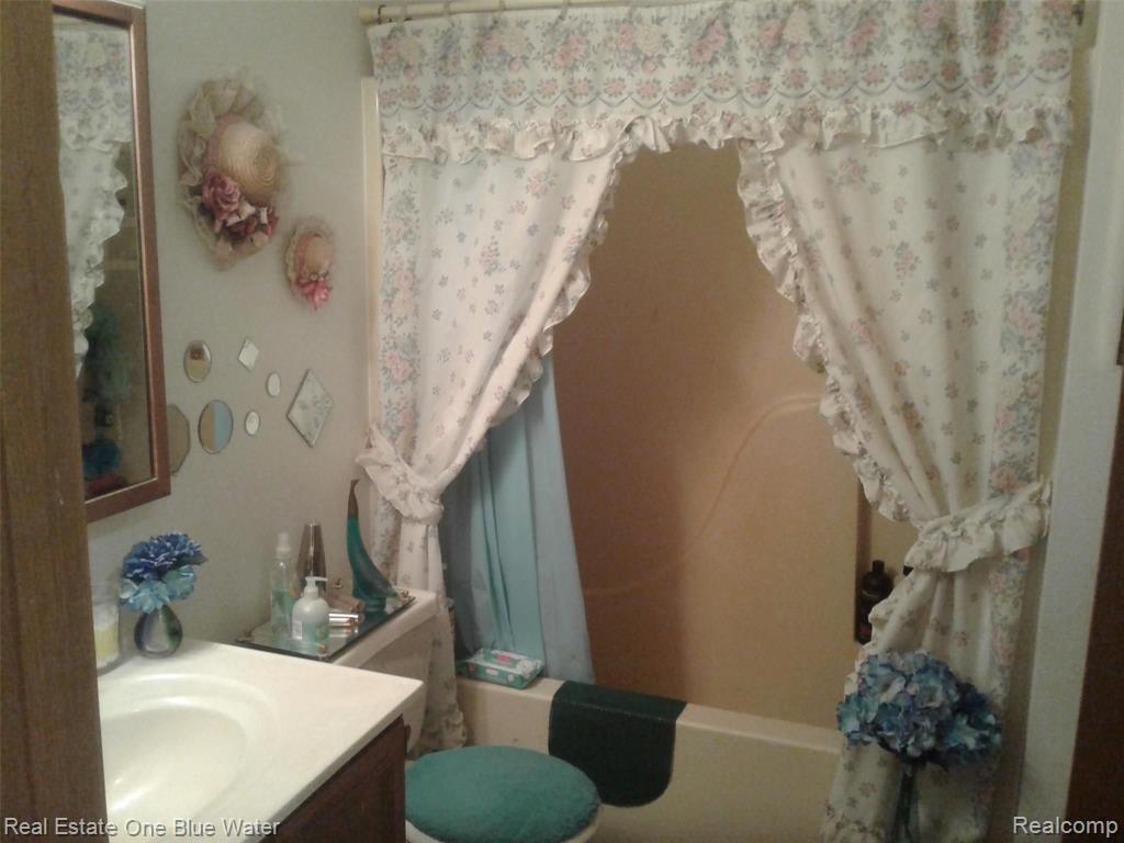 1070 Miller Road Memphis, MI 48041 - Photo 10 of 13