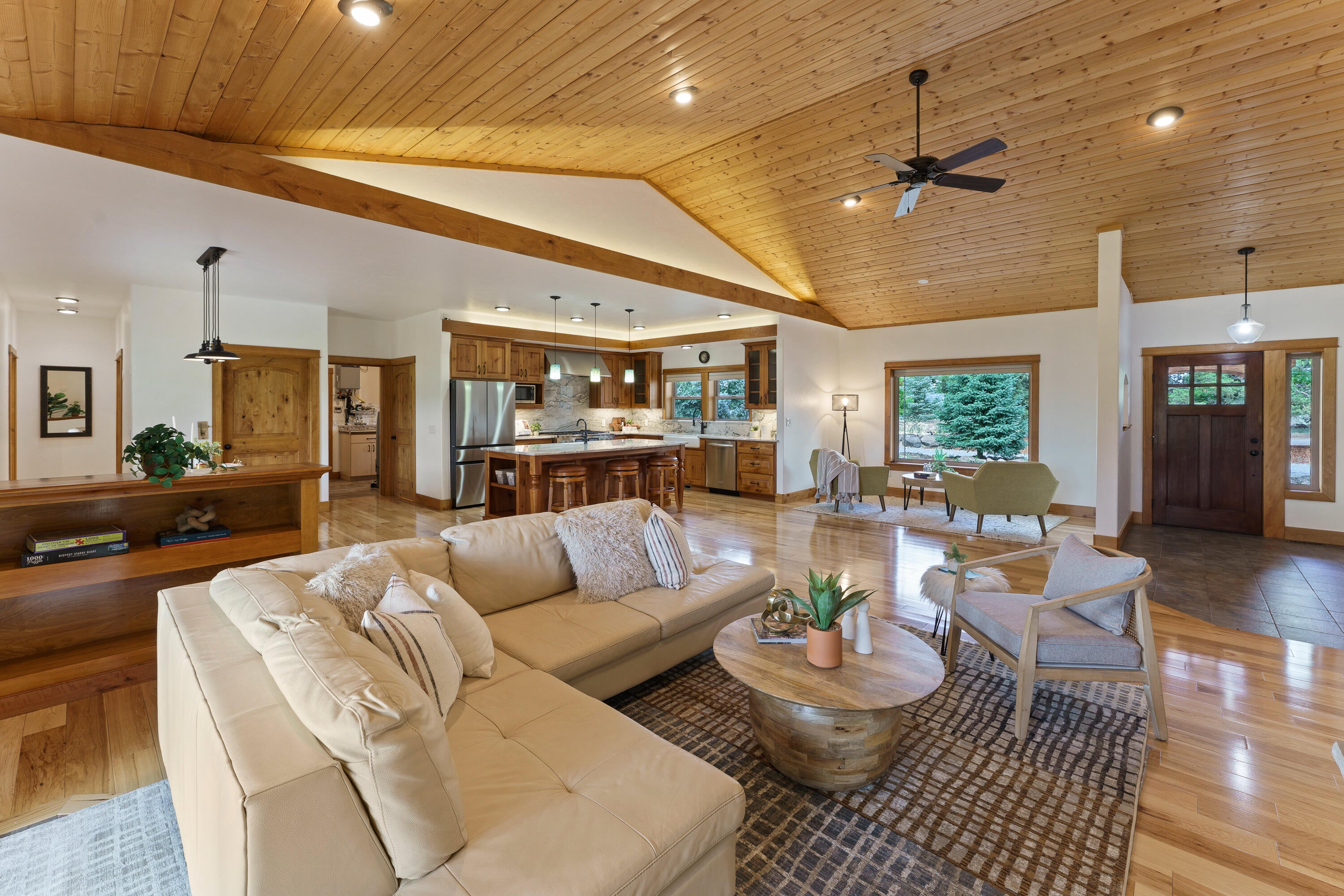 60995 Ward Road Bend, OR 97702 - Photo 20 of 103 DSC03767